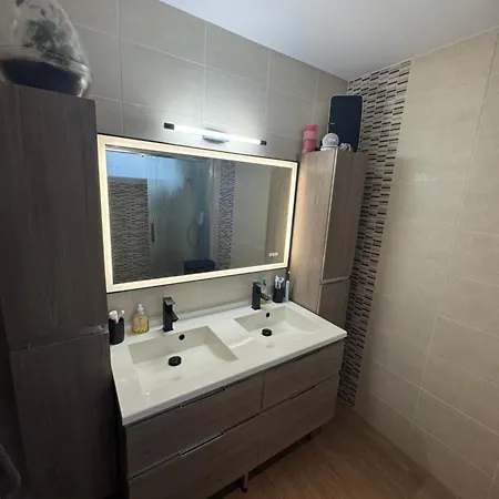 Privat bolig Avec Piscine 400m Circuit 24h Le Mans