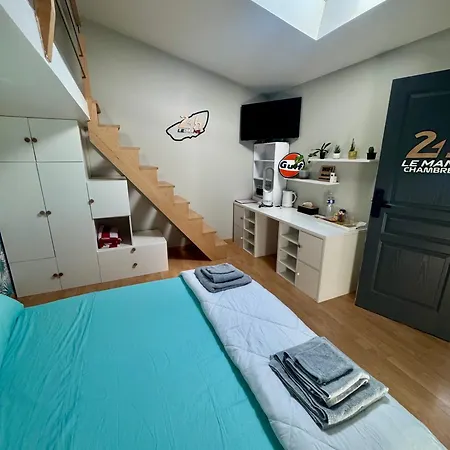 Avec Piscine 400m Circuit 24h * Λε Μανς