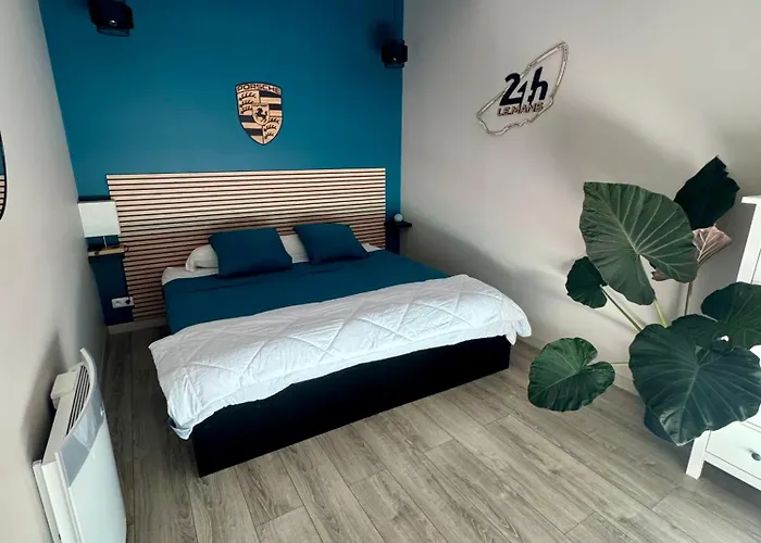 Avec Piscine 400m Circuit 24h Δωμάτια σε οικογενειακή κατοικία